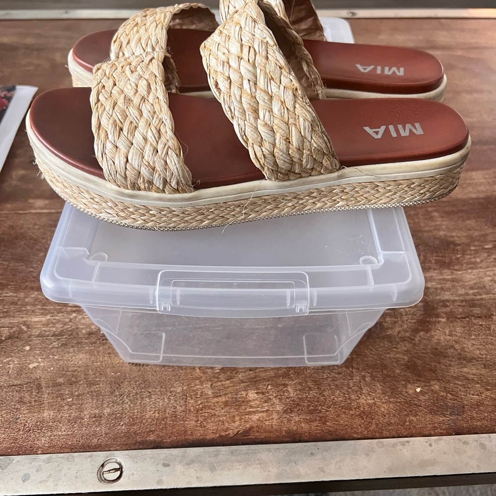 MIA Natural Woven Platform Sandals